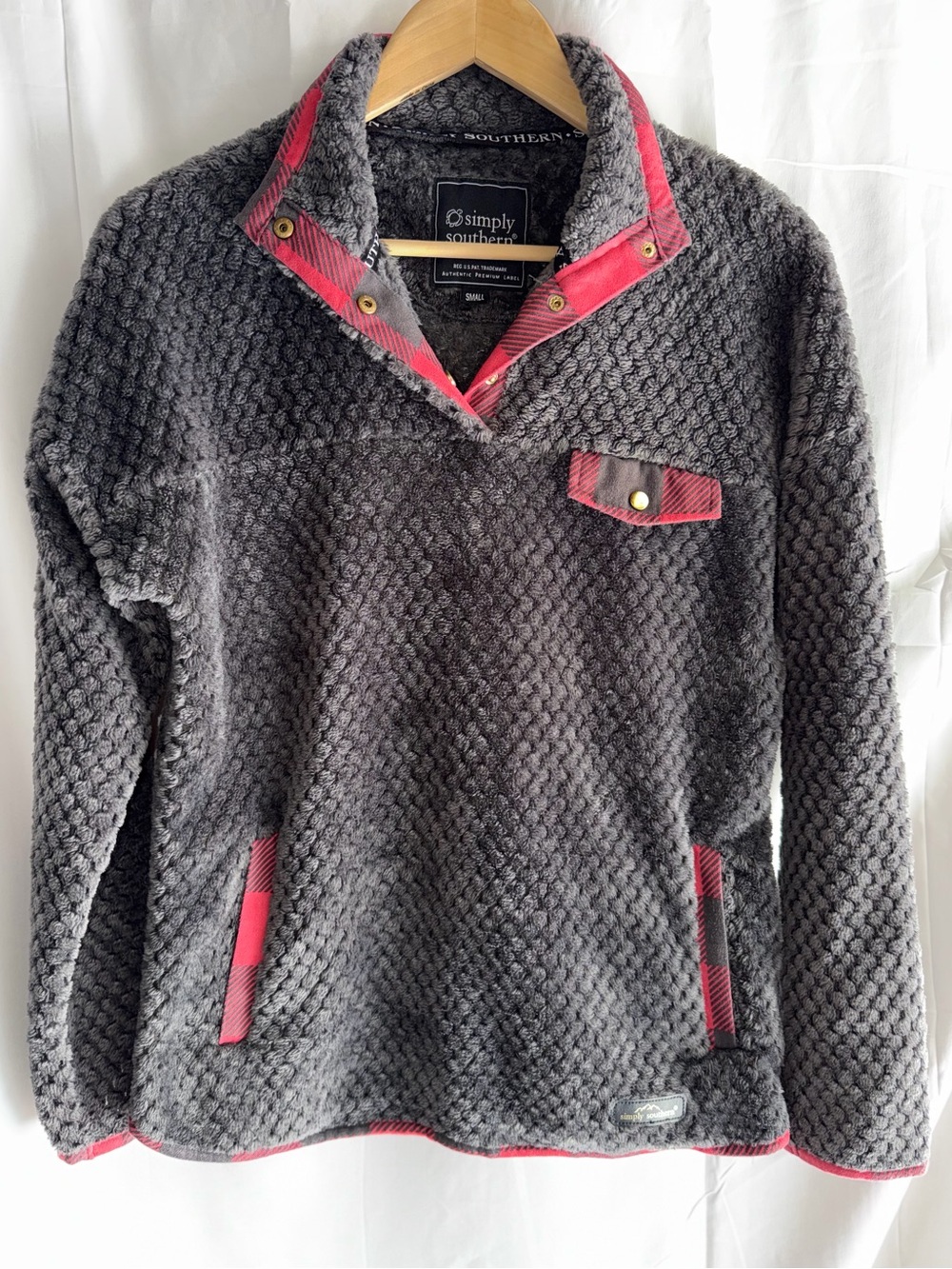 Simply Southern Gray Teddy Fleece Pullover with Pink Trim